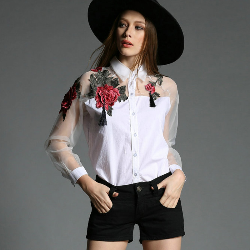 Embroidery Jersey - Camicetta in chiffon con ricamo floreale