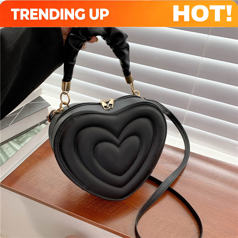 Embroidery Design Love - Borsa a tracolla a forma di