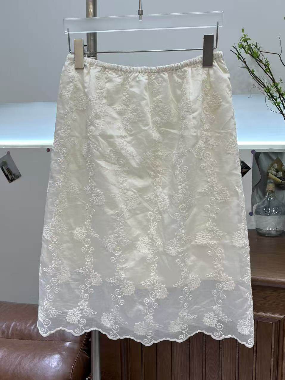 Gonna casual ricamata in stile - Embroidery Skirt recensione e prezzo