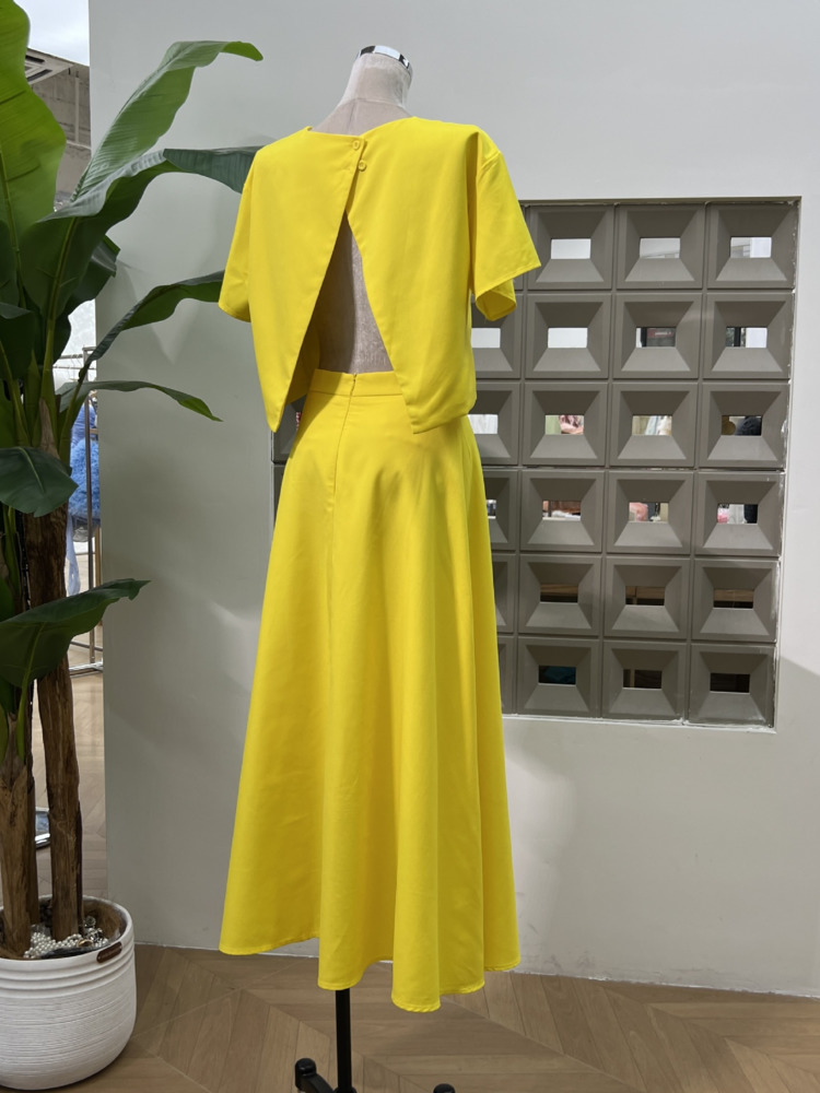 DFDG 2025 Set top a maniche co - Embroidery Fonts recensione e prezzo