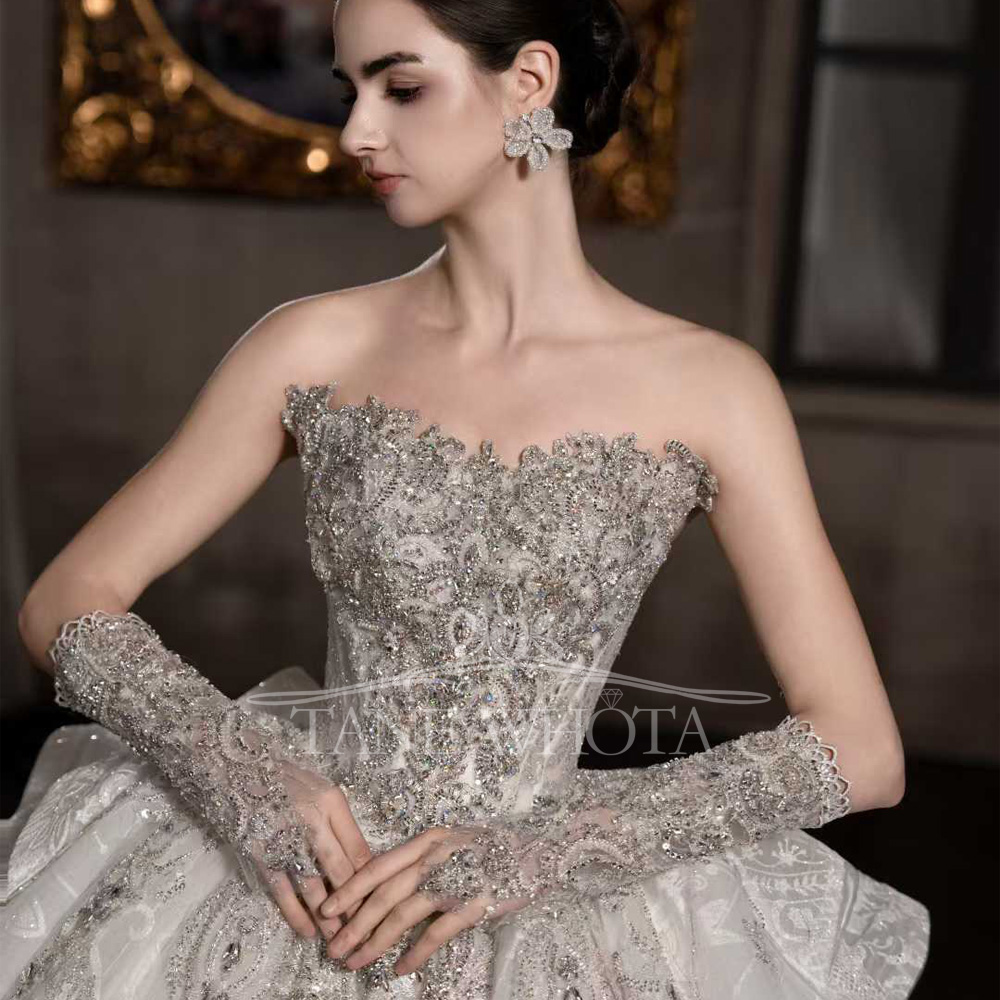 Abito da Sposa di Lusso con Pe - Embroidery Organza recensione e prezzo