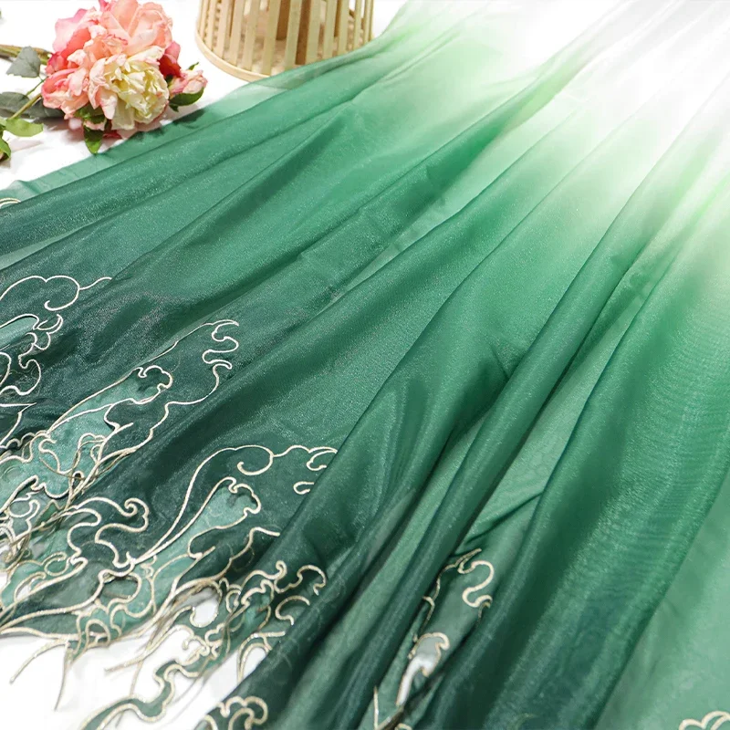 Tessuto con Ricamo in Stile Ci - Embroidery Skirt recensione e prezzo