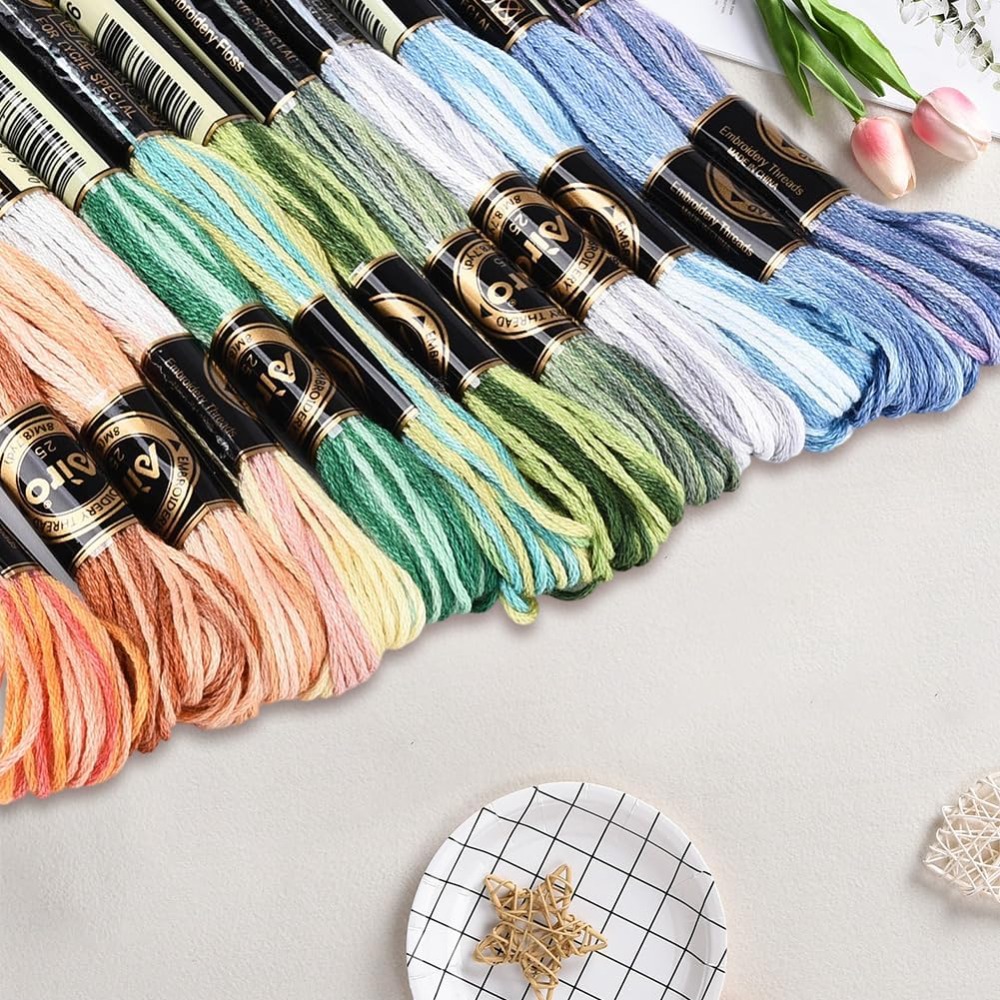 12 Gomitoli 105 Iarde Filo da  - Embroidery Floss recensione e prezzo