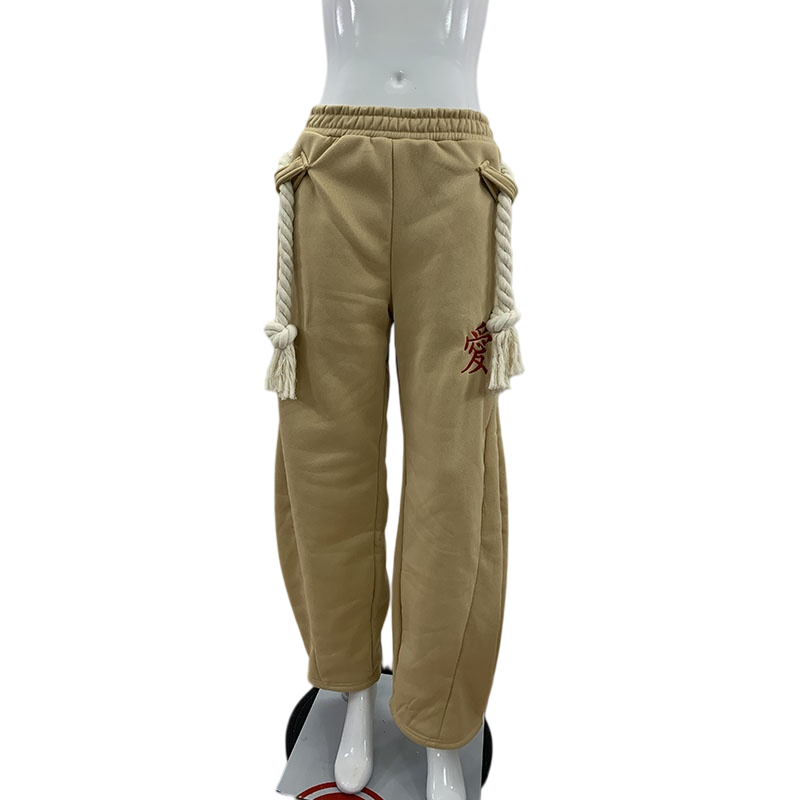 Nuovi pantaloni casual larghi  - Embroidery Font Free recensione e prezzo
