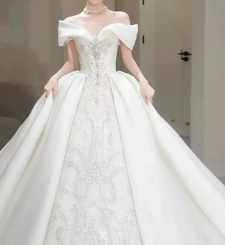 Abiti da Sposa Eleganti con Sc - Embroidery Skirt recensione e prezzo